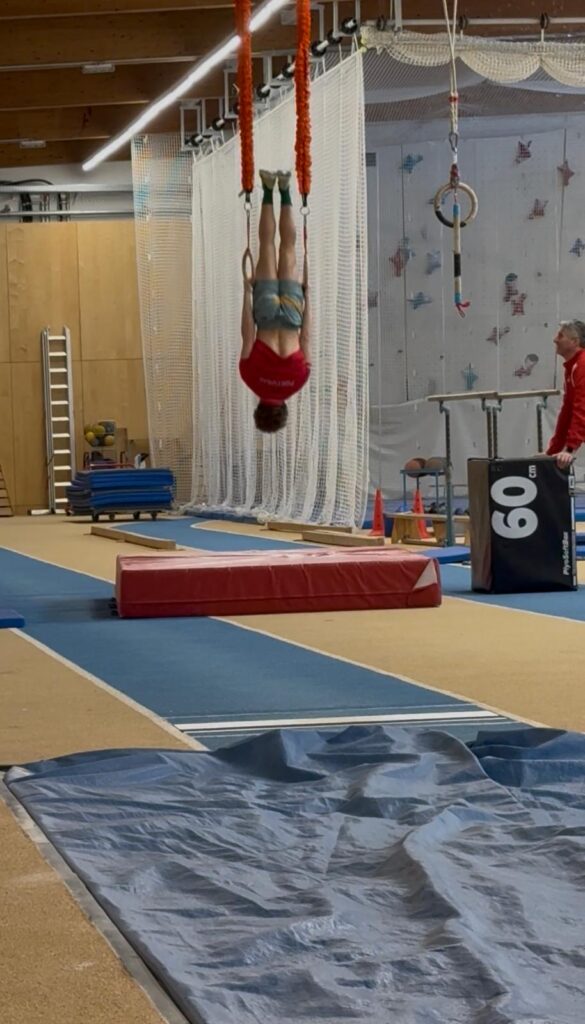 Innbruck Stabhoch Spezialtraining mit Thomas Neuhauser